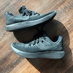 Nike Lunarlon Tennis Shoes | Size 7.5